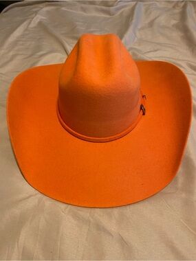 Serratelli Vibrant Orange Felt Cowboy Hat